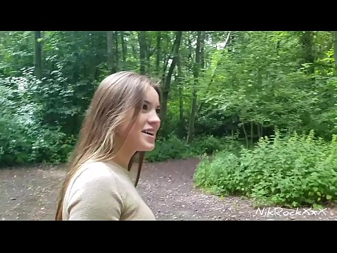 ❤️ Iminungkahi ko kay Evelina na mag-fuck tayo sa pampublikong lugar! Sabi niya oo. Pagkatapos ay binatukan ko siya sa pwet at cum sa kanyang bibig. Tapos asar niya sa sarili niya. ❤ Sex video sa amin ❤