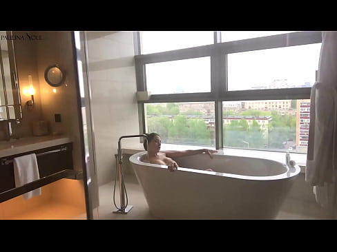 ❤️ Napakalaking babe madamdamin jerking off ang kanyang puki sa banyo ❤ Sex video sa amin ❤